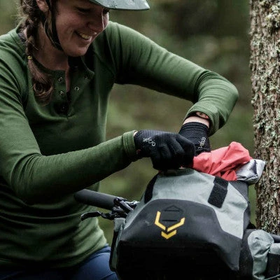 Sac Additionnel Pour Sacoche De Guidon Bikepacking Apidura 8 Sac Additionnel Pour Sacoche De Guidon Bikepacking Apidura – Image 6