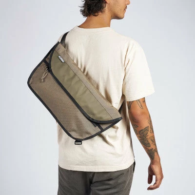 Chrome Industries Sacoche Bandoulière Simple Messenger Chrome 12 L 8 Chrome Industries Sacoche Bandoulière Simple Messenger Chrome 12 L – Image 6