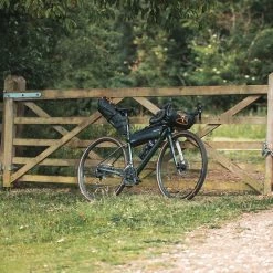 Sacoche De Cadre Pour Le Bikepacking 4L Aqua Evo Adventure Oxford 13 Sacoche De Cadre Pour Le Bikepacking 4L Aqua Evo Adventure Oxford -Remorques vélo Soldes sacoche cadre frame pack oxford 4L 12