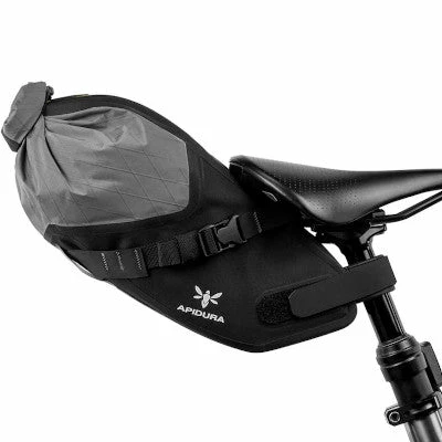 Sacoche De Selle Bikepacking 4.5L Ou 6L Backcountry Apidura 4 Sacoche De Selle Bikepacking 4.5L Ou 6L Backcountry Apidura – Image 2