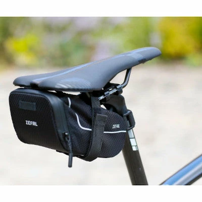ZEFAL Sacoche De Selle Légère 0.9 L Z LIGHT PACK M Zéfal 6 ZEFAL Sacoche De Selle Légère 0.9 L Z LIGHT PACK M Zéfal – Image 4