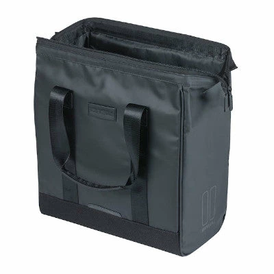 Sacoche Vélo Simple Noire 13 L Grand Shopper Tarpaulin Basil 6 Sacoche Vélo Simple Noire 13 L Grand Shopper Tarpaulin Basil – Image 4