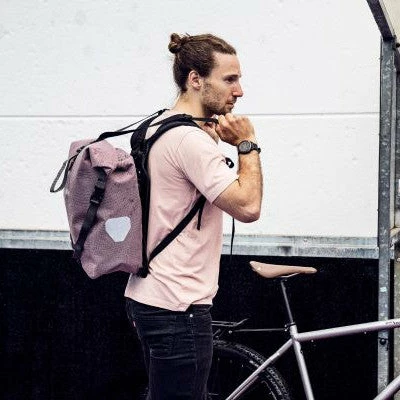 Système De Bretelles De Sac à Dos Pour Sacoches Vélo Ortlieb 7 Système De Bretelles De Sac à Dos Pour Sacoches Vélo Ortlieb – Image 5